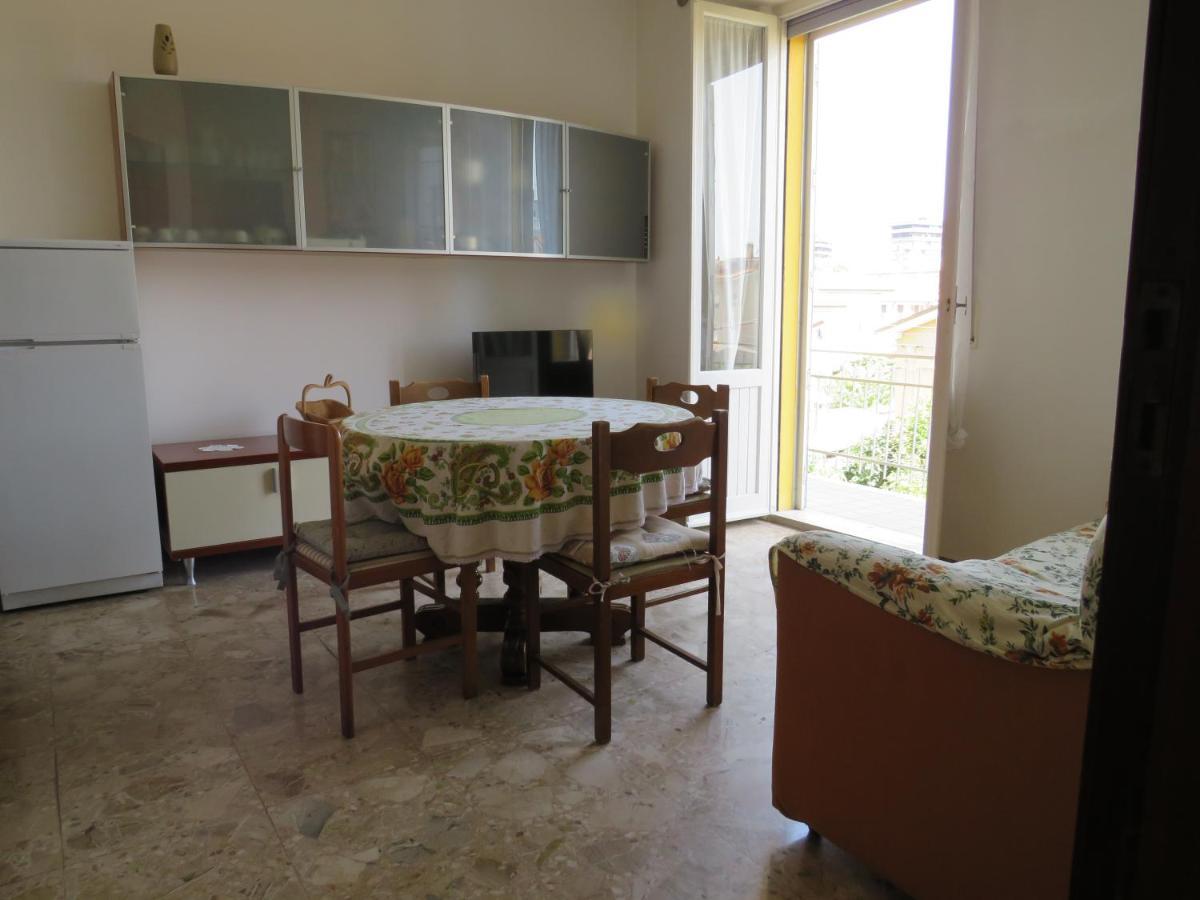 La Baia Di Lori Apartment Pesaro Exterior photo